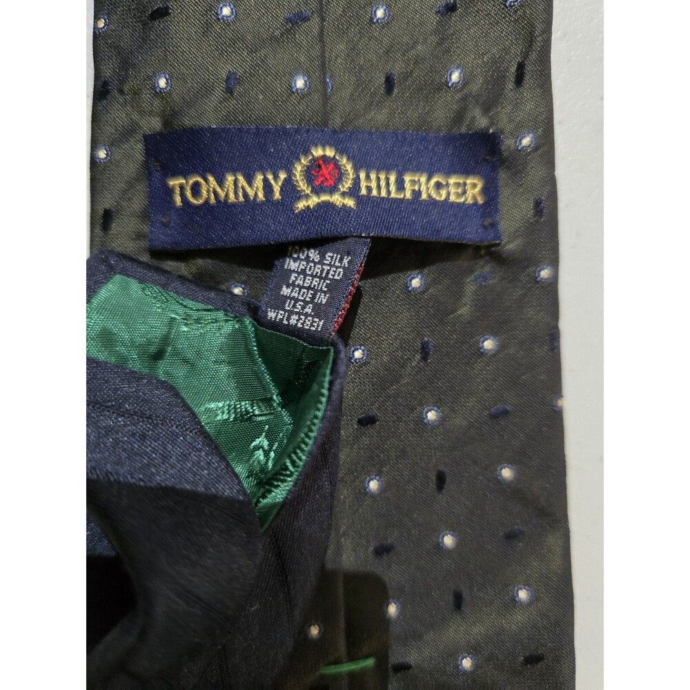 Tommy Hilfiger Mens Neck Tie 100% Silk Made In USA Black Blue & Grey Dots